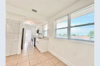 200 NW 17th Ct #0, Miami, FL 33125 - Photo 18