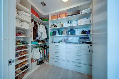 10201 Collins Ave #804, Bal Harbour, FL 33154 - Photo 20