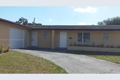 4304 N Shore Dr, West Palm Beach, FL 33407 - Photo 2