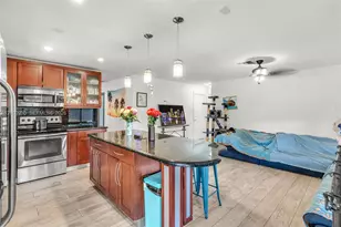 10705 SW 134th Ct, Miami, FL 33186 - Photo 8