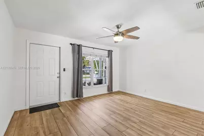 5364 NE 2nd Ave #0, Oakland Park, FL 33334 - Photo 8