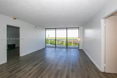 20505 E Country Club Dr #731, Aventura, FL 33180 - Photo 6