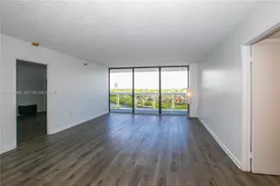 20505 E Country Club Dr, Aventura, FL 33180 - Photo 6
