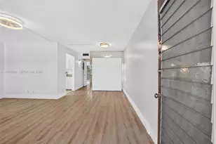 800 SW 131st Ave, Pembroke Pines, FL 33027 - Photo 4