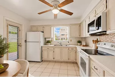 500 S Luna Ct #3, Hollywood, FL 33021 - Photo 10
