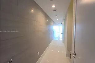 1100 Biscayne Blvd, Miami, FL 33132 - Photo 8