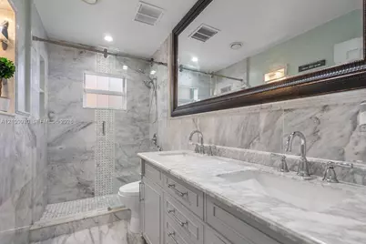 387 NW 39th Way, Deerfield Beach, FL 33442 - Photo 22