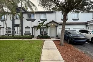 2253 SE 25th Ave, Homestead, FL 33035 - Photo 2