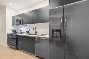 398 NE 5th St, Miami, FL 33132 - Photo 10