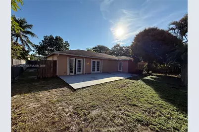 387 NW 39th Way, Deerfield Beach, FL 33442 - Photo 26