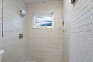 387 NW 39th Way, Deerfield Beach, FL 33442 - Photo 12