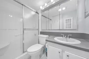4008 Berkshire A, Deerfield Beach, FL 33442 - Photo 20