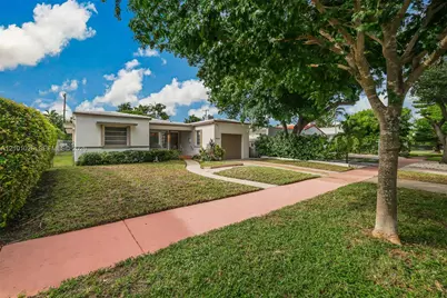 590 W 50th St, Miami Beach, FL 33140 - Photo 2