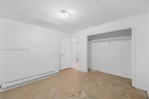 1816 NW 22nd Ct, Miami, FL 33125 - Photo 12