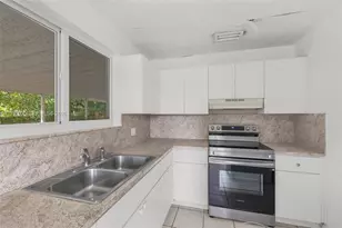 1816 NW 22nd Ct, Miami, FL 33125 - Photo 10