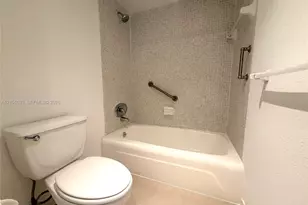 4001 S Ocean Dr, Hollywood, FL 33019 - Photo 24