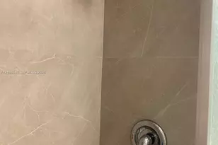 300 Berkley Rd, Hollywood, FL 33024 - Photo 6