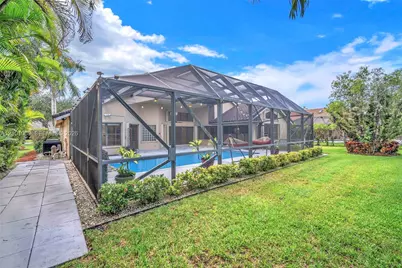 1025 Creekford Dr, Weston, FL 33326 - Photo 58