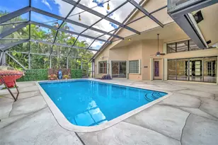 1025 Creekford Dr, Weston, FL 33326 - Photo 54