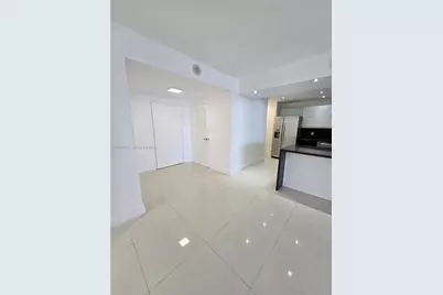5825 Collins Ave #J4, Miami Beach, FL 33140 - Photo 16