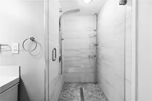 2500 Parkview Dr, Hallandale Beach, FL 33009 - Photo 26