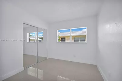 666 Kathy Ct, Margate, FL 33068 - Photo 4
