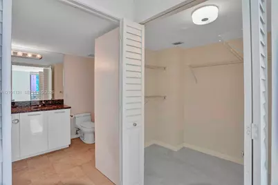 3300 NE 191st St #1016, Aventura, FL 33180 - Photo 28