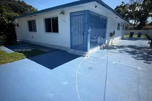 164 NE 169th St, North Miami Beach, FL 33162 - Photo 2