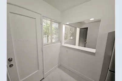 7435 Byron Ave #04, Miami Beach, FL 33141 - Photo 24
