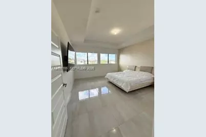 15835 NW 87th Ct, Miami Lakes, FL 33018 - Photo 18