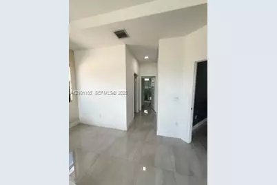 15835 NW 87th Ct, Miami Lakes, FL 33018 - Photo 20