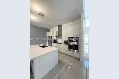 15835 NW 87th Ct, Miami Lakes, FL 33018 - Photo 32