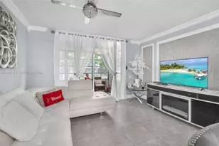 9090 Lime Bay Blvd, Tamarac, FL 33321 - Photo 4