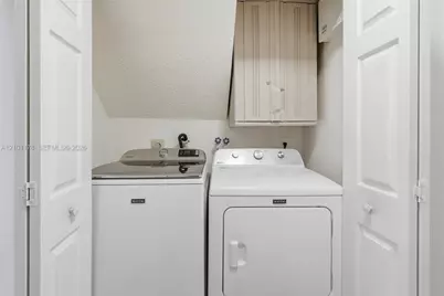 7532 S Pinewalk Dr S #108, Margate, FL 33063 - Photo 10
