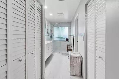 7532 S Pinewalk Dr S #108, Margate, FL 33063 - Photo 12