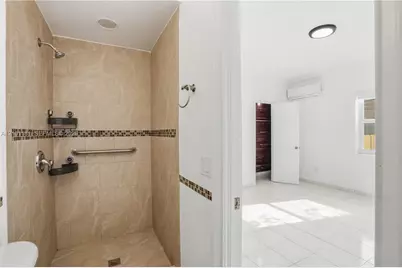 1550 SW 13th St, Miami, FL 33145 - Photo 16