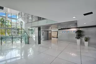 2950 NE 188th St, Aventura, FL 33180 - Photo 26
