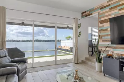 14739 SW 132nd Pl, Miami, FL 33186 - Photo 4