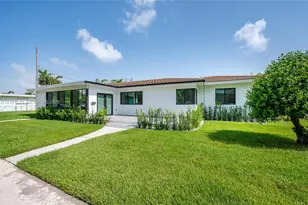 1621 S Treasure Dr, North Bay Village, FL 33141 - Photo 1