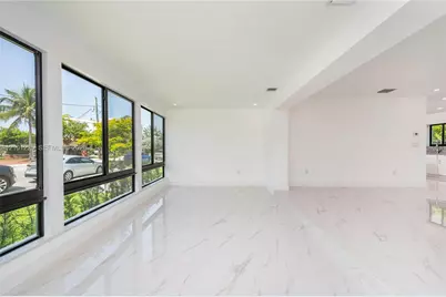 1621 S Treasure Dr, North Bay Village, FL 33141 - Photo 10