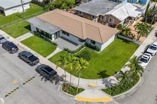 1621 S Treasure Dr, North Bay Village, FL 33141 - Photo 32