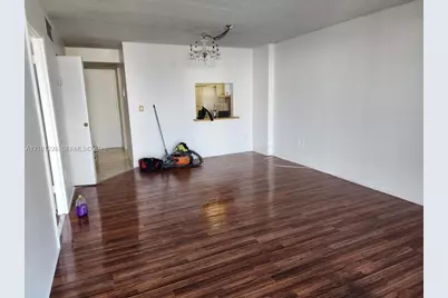 16751 NE 9th Ave #303, North Miami Beach, FL 33162 - Photo 2