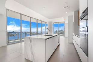 1400 Biscayne Blvd, Miami, FL 33132 - Photo 4