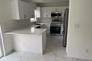 17046 NW 22nd St, Pembroke Pines, FL 33028 - Photo 28