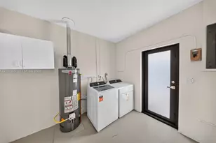 7020 Bamboo St, Miami Lakes, FL 33014 - Photo 22