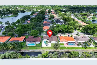 7020 Bamboo St, Miami Lakes, FL 33014 - Photo 26