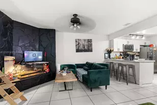 6185 Live Oak Ct, Tamarac, FL 33319 - Photo 6