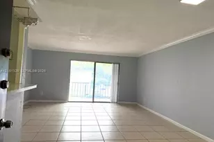 10391 N Kendall Dr, Miami, FL 33176 - Photo 2