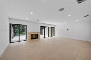 9340 NW 48th Doral Terrace, Doral, FL 33178 - Photo 10