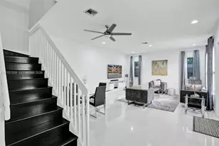 859 SW 147th Ter, Pembroke Pines, FL 33027 - Photo 8